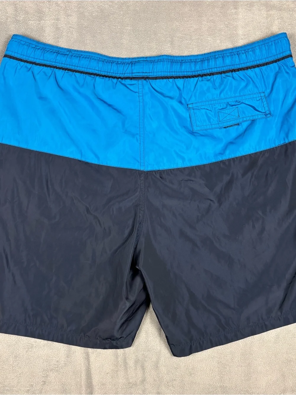 Calvin Klein Men's L Swim Trunks Colorblock Blue Navy Mesh Lining Board Shorts
